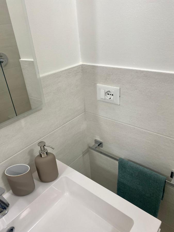 Suite Stresa Milano Centrale 3Pax Wifi מראה חיצוני תמונה